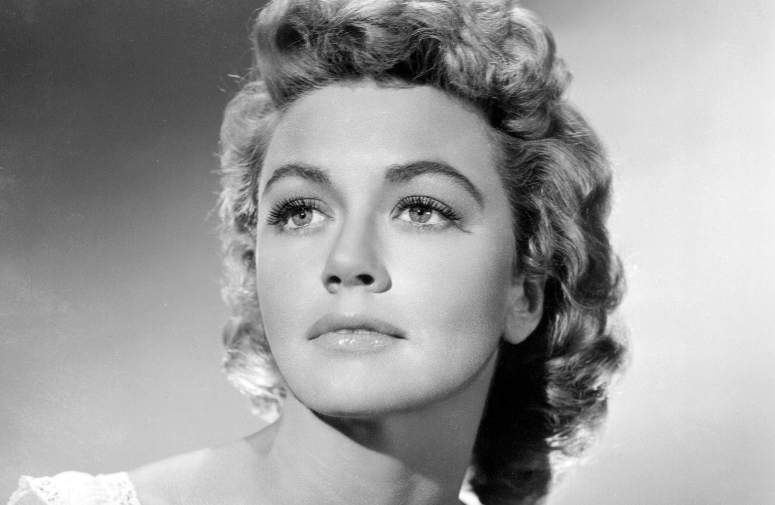 Dorothy Malone nose job