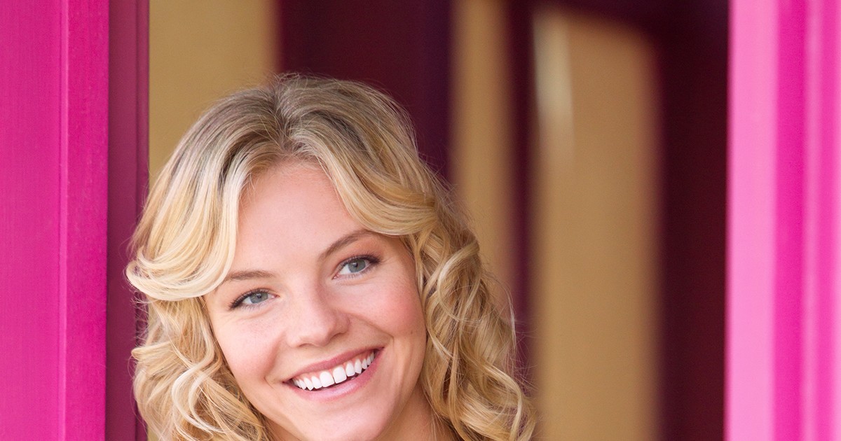 Eloise Mumford facelift boob job lips