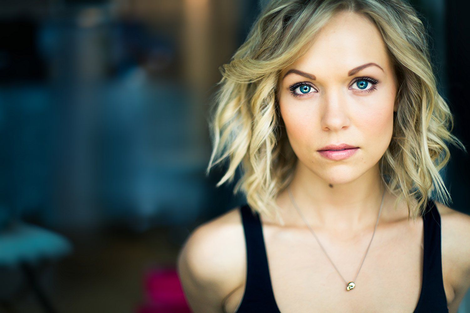 Emilie Ullerup Before Plastic Surgery – Body Measurements, Boob Job, Lips, and More!