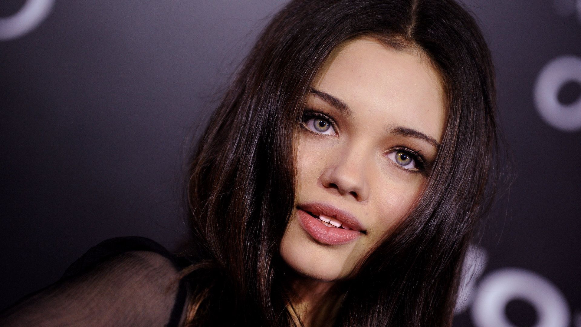 India Eisley lips nose job body measurements