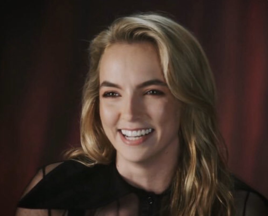 What Plastic Surgery has Jodie Comer gotten? Boob Job, Body Measurements, Nose Job, and More!