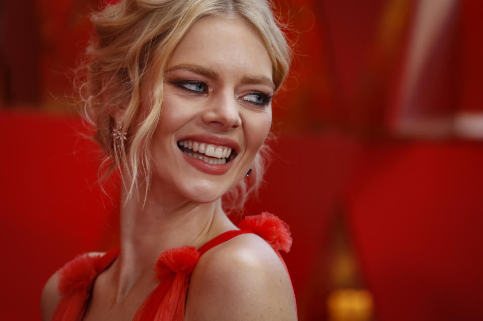 Samara Weaving nose job boob job body measurements