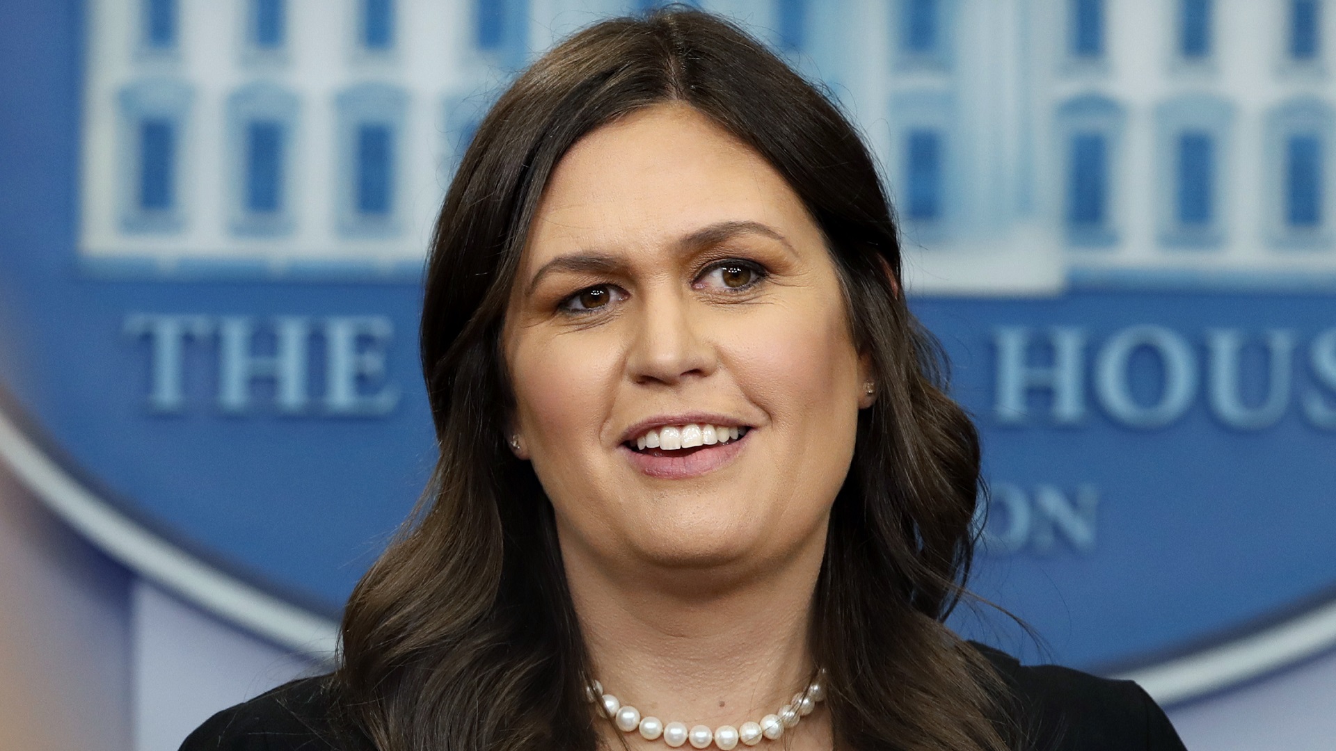 Sarah Huckabee Sanders body measurements botox lips