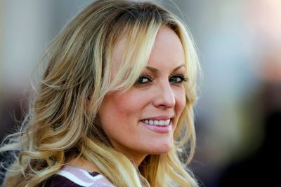 Stormy Daniels lips body measurements boob job