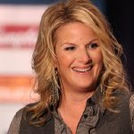 Trisha Yearwood facelift nose job body measurements