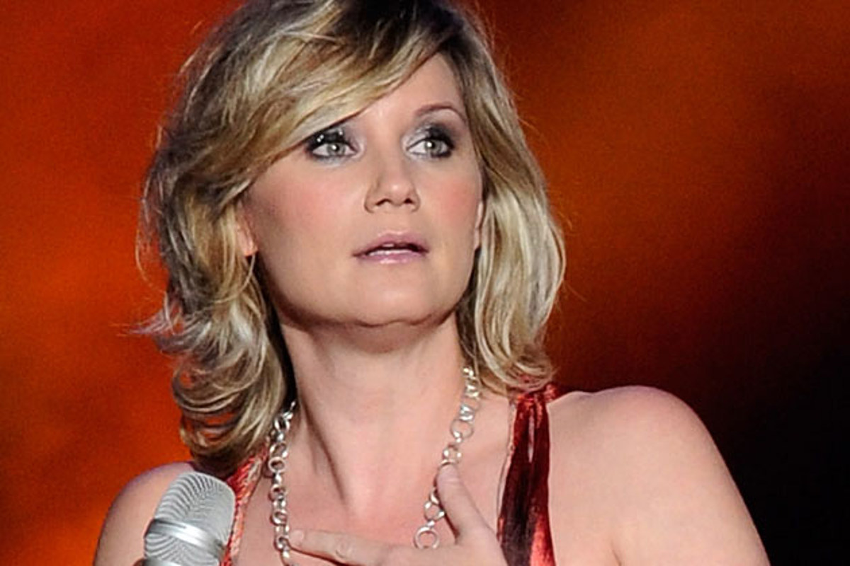 Jennifer Nettles Plastic Surgery and Body Measurements