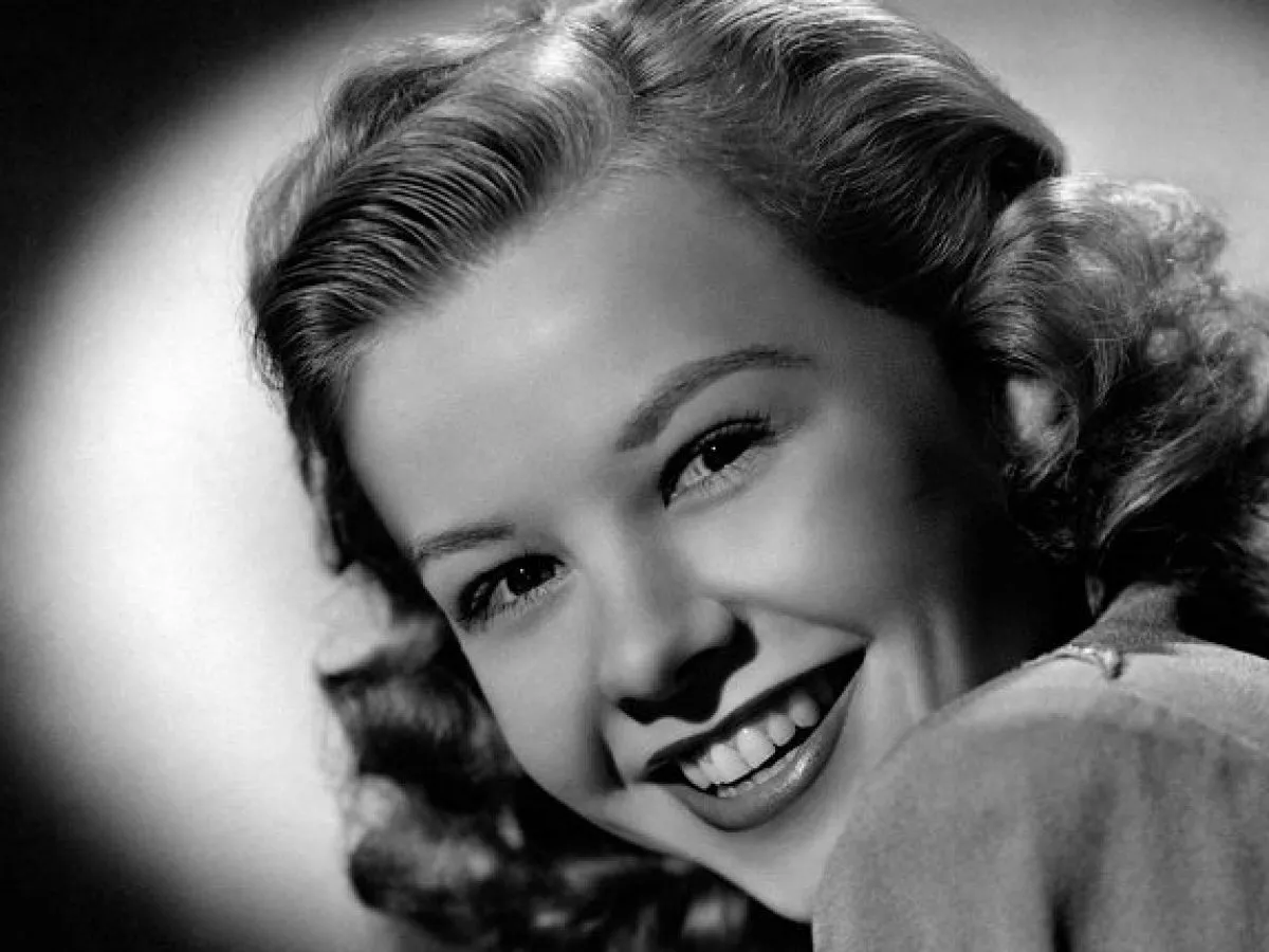 Vera-Ellen Plastic Surgery