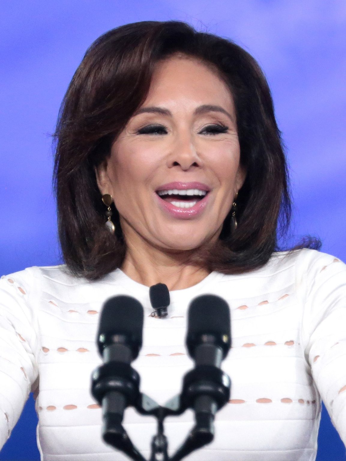 Did Jeanine Pirro Get Plastic Surgery? Body Measurements and More ...
