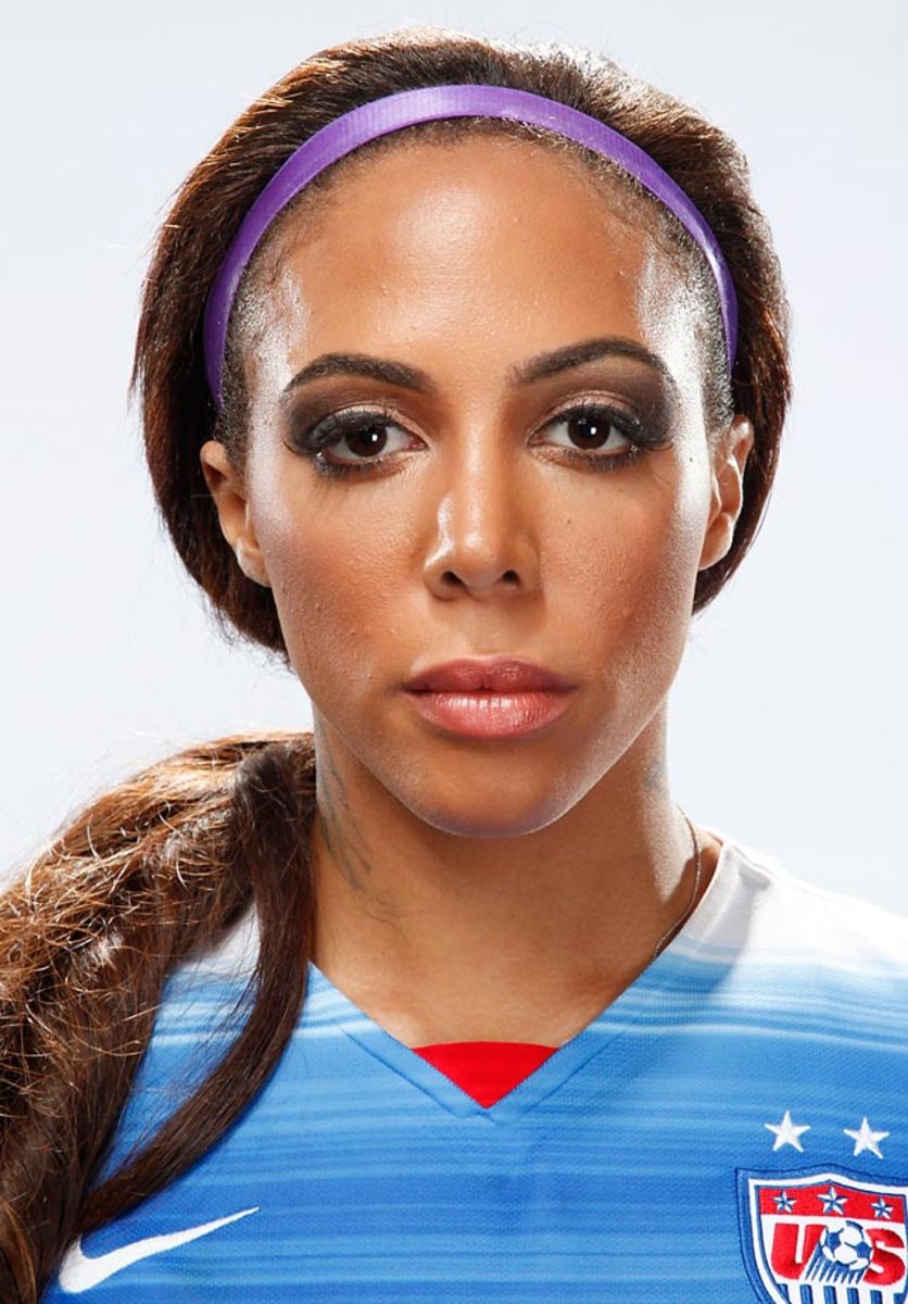 Sydney Leroux Cosmetic Surgery Face