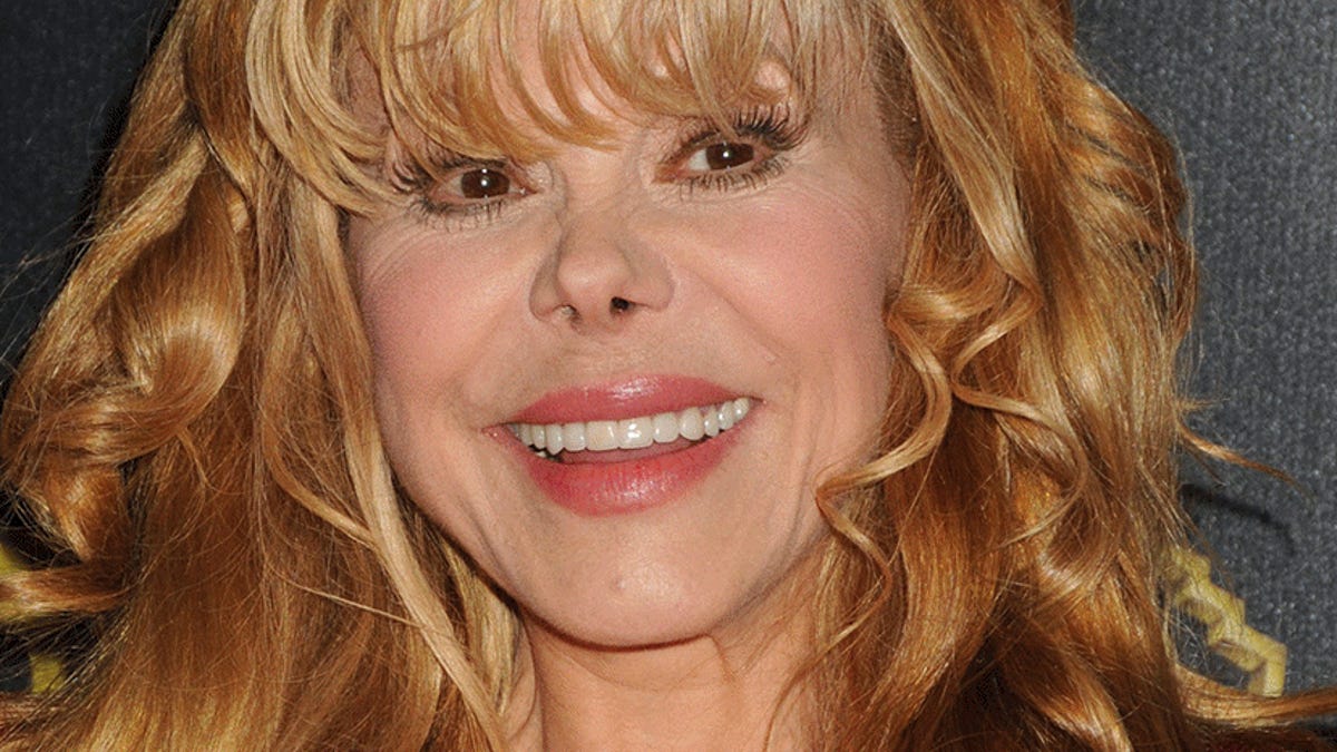 Charo Plastic Surgery: Nose Job, Boob Job, Facelift and Fillers