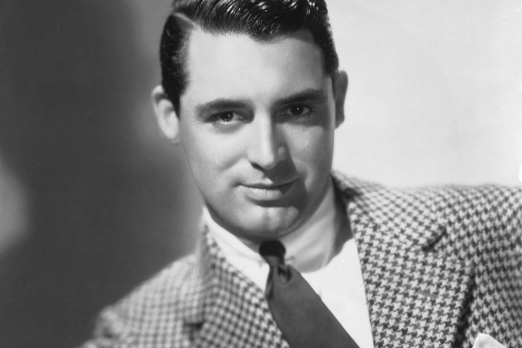 What Plastic Surgery Has Cary Grant Had?