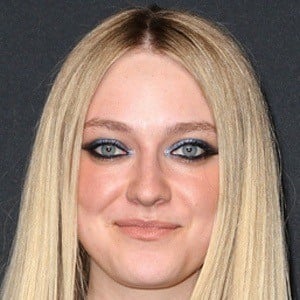 Dakota Fanning Plastic Surgery Face