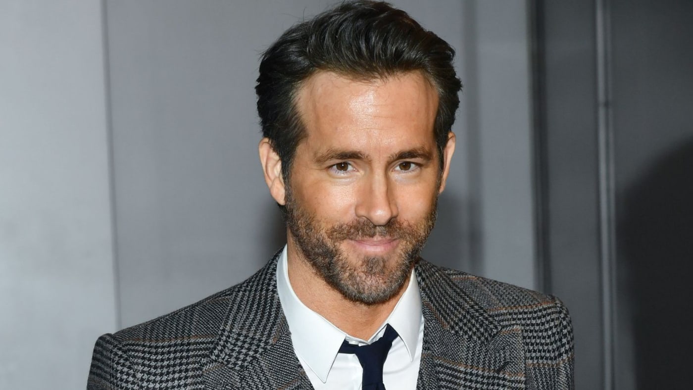 Did Ryan Reynolds Undergo Plastic Surgery? Body Measurements and More!