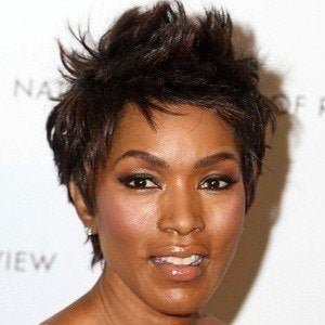 Angela Bassett Plastic Surgery Face