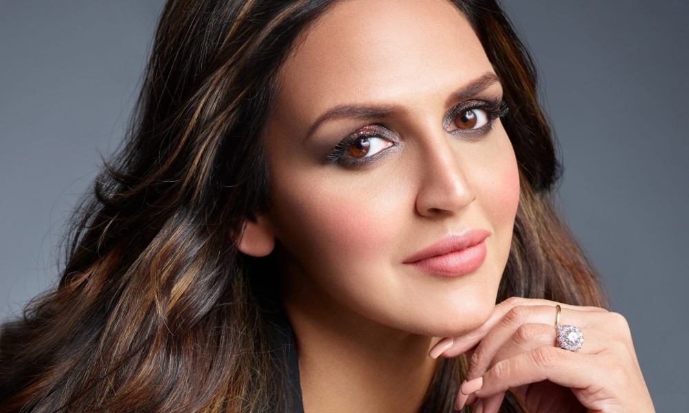 Esha Deol’s Rumored Plastic Surgery: Rhinoplasty and Lip Fillers Speculation