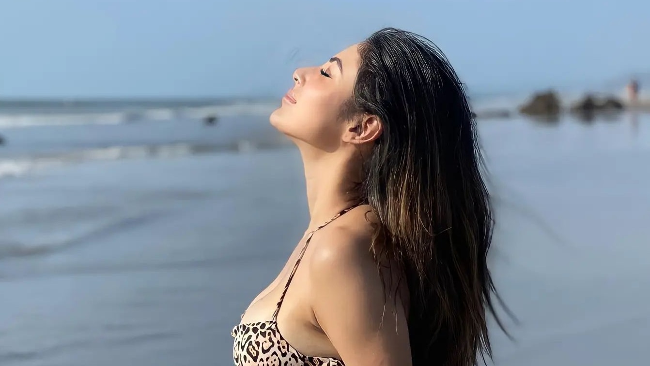 Mouni Roy’s Plastic Surgery: Unraveling Rhinoplasty and Fillers Mystery